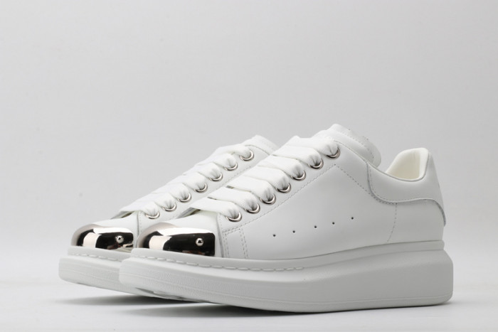A1exa*der Mcqv*en SNEAKERS MC5563-057