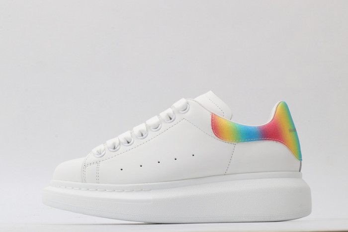 A1exa*der Mcqv*en SNEAKERS MC5563-070
