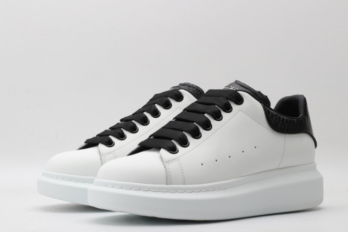 A1exa*der Mcqv*en SNEAKERS MC5563-078