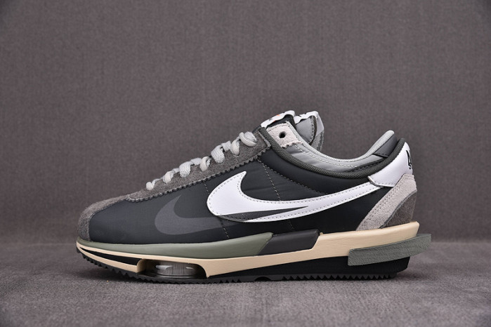 sacai x nike zoom cortez 4.0 dark grey white dq0581-001