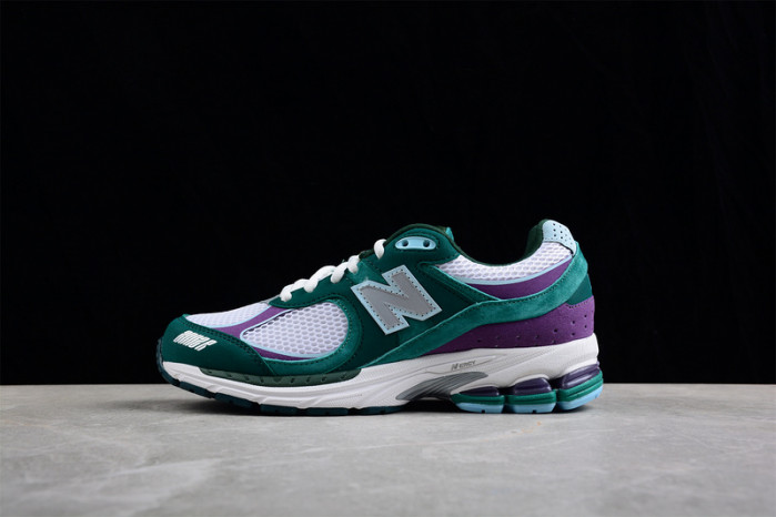 up there x new balance 2002r ''backyard legends'' - m2002rut