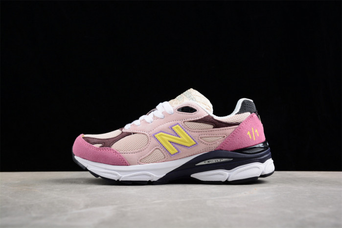 new balance m990gv3