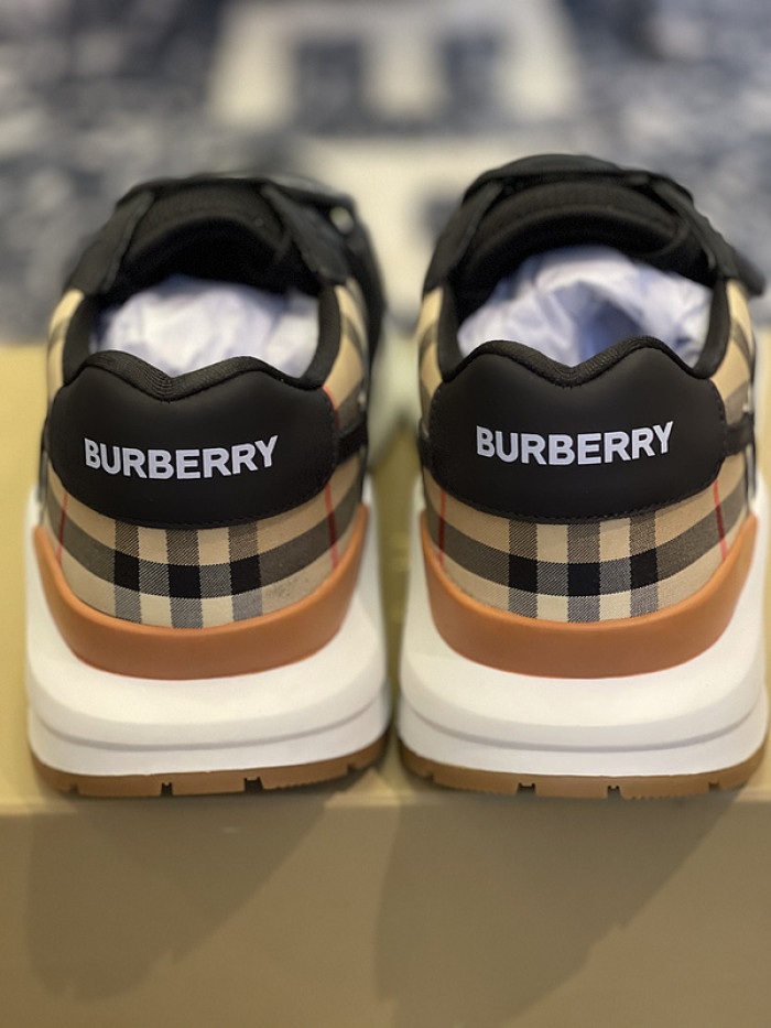 bby sneaker by0064
