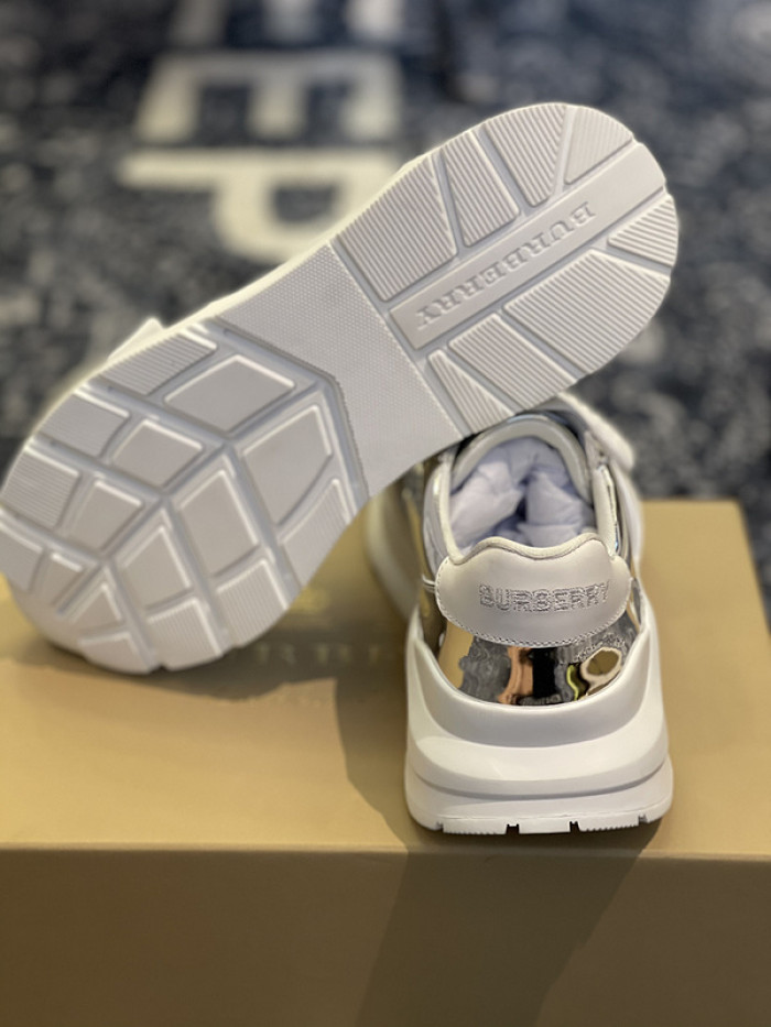 bby sneaker by0071