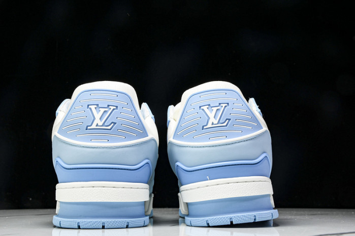 1V SNEAKERS 1V0425-187