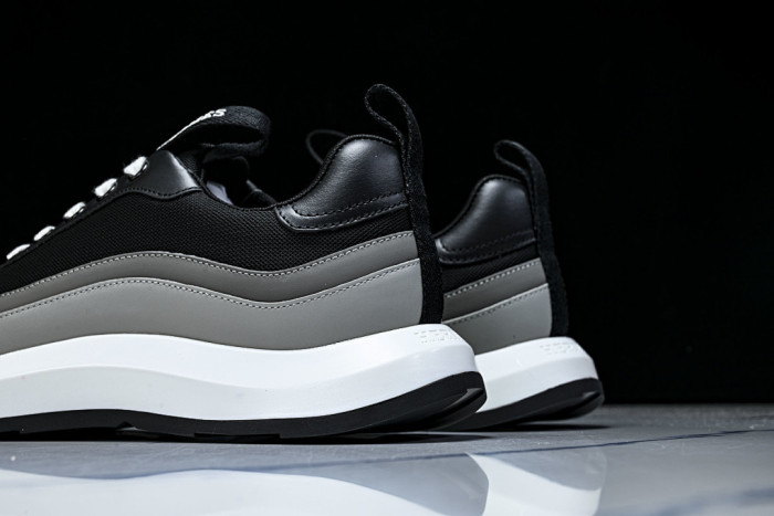 HER*MES SNEAKER HM1028-180