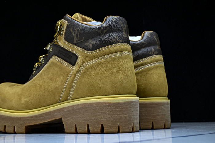 1V BOOTS 1VB07