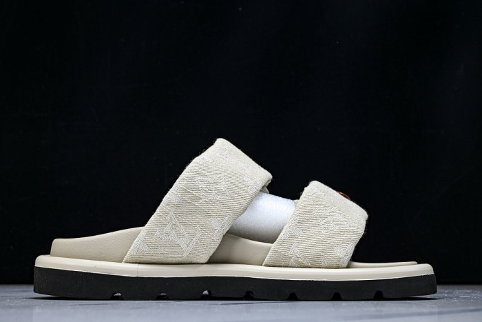 1*V SLIPPERS 11V0107-112