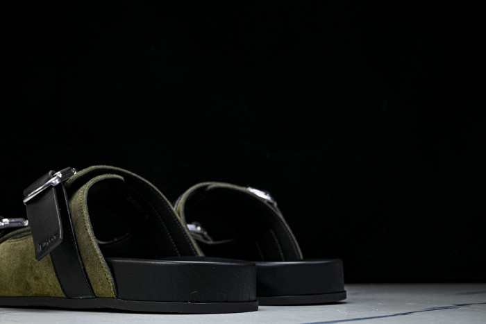 D10r SLIPPERS DS258-089
