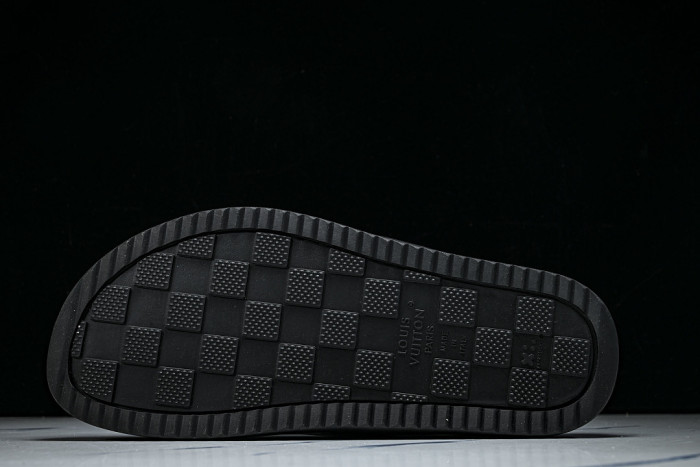 1*V SLIPPERS 11V0107-123