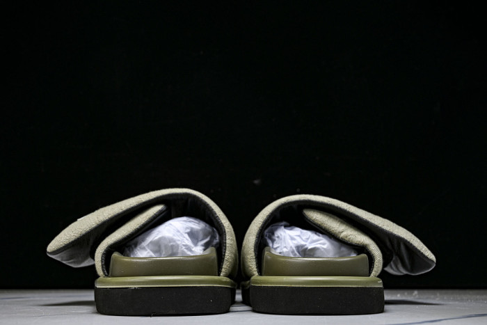 1*V SLIPPERS 11V0107-129
