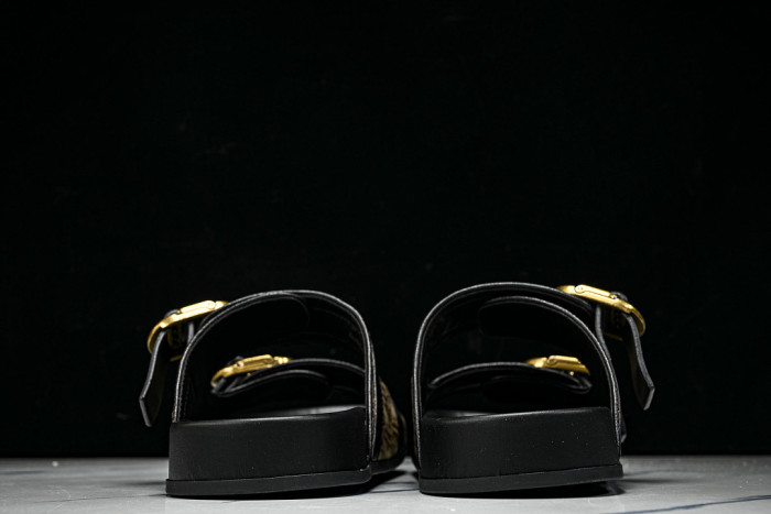 D10r SLIPPERS DS258-093
