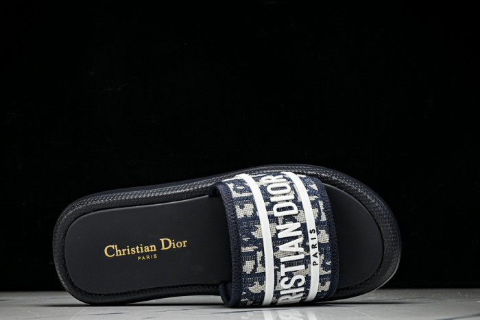 D10r SLIPPERS DS258-098