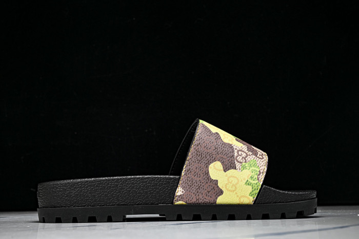 Gv*c SLIPPERS GU568-133