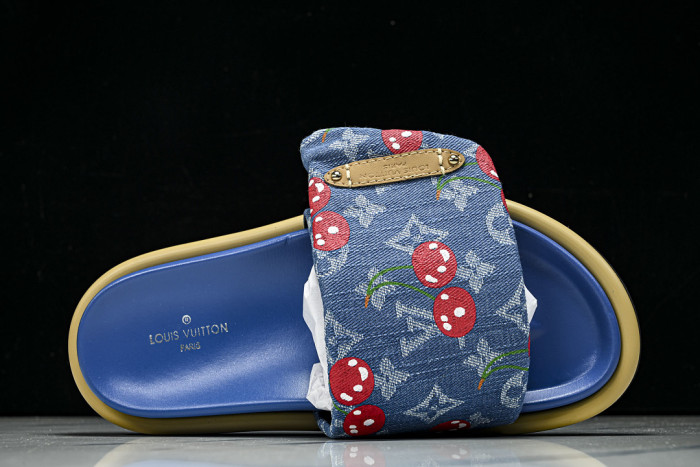1*V SLIPPERS 11V0107-096