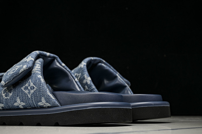 1*V SLIPPERS 11V0107-098