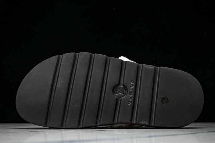 1*V SLIPPERS 11V0107-099