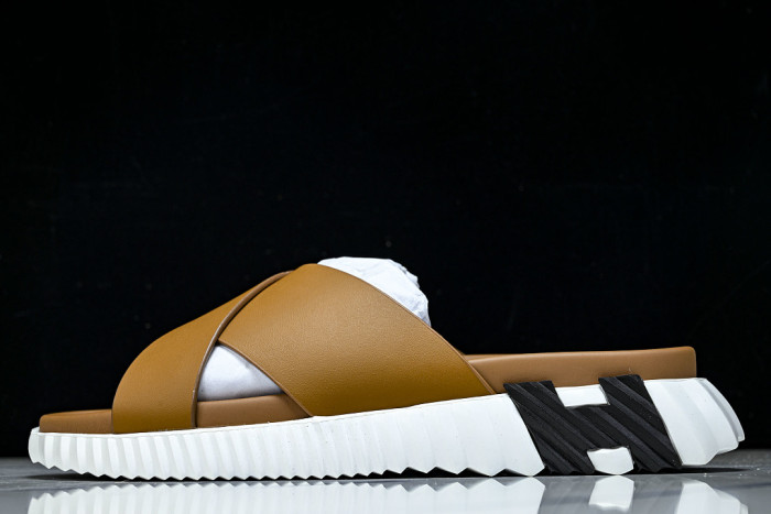 He*mes Slide CU526-2179