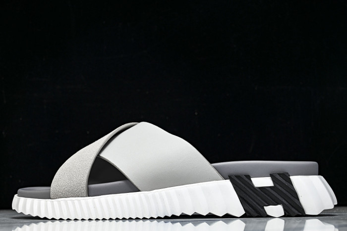 He*mes Slide CU526-2180