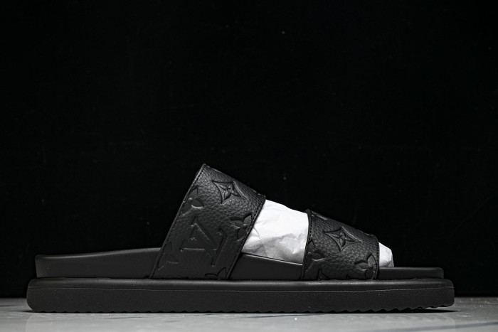 1*V SLIPPERS 11V0107-103