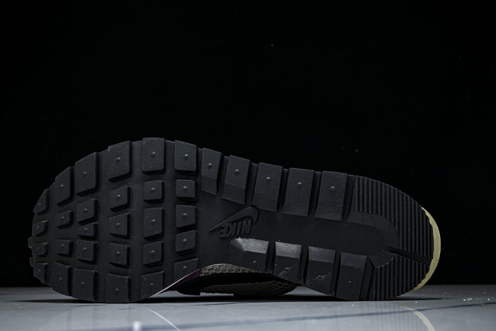 sacai x Nike VaporWaffle SP 