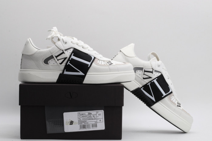 v*lentino sneakers