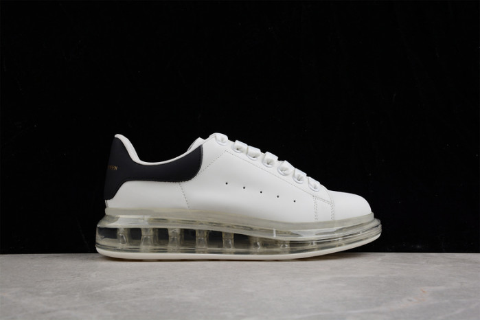 A1exa*der Mcqv*en SNEAKERS