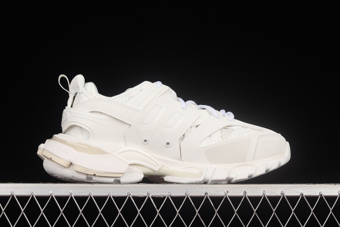 blcg track trainer white 80843520425