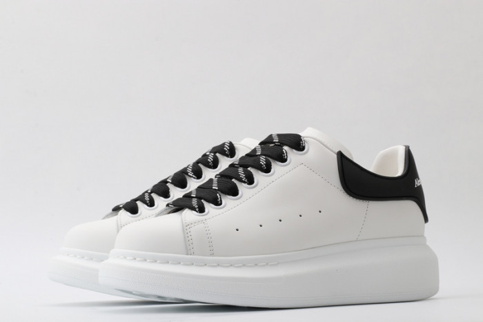 A1exa*der Mcqv*en SNEAKERS MC5563-029