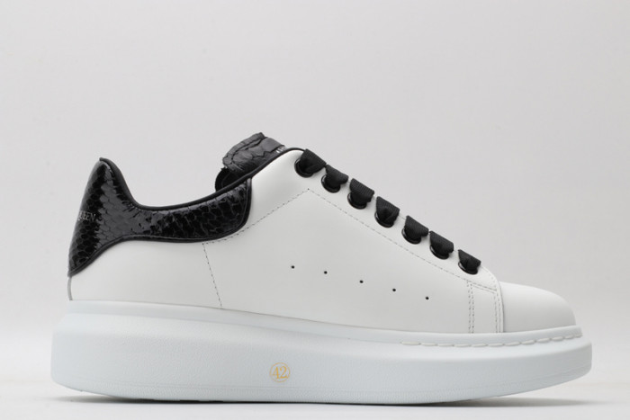 A1exa*der Mcqv*en SNEAKERS MC5563-078