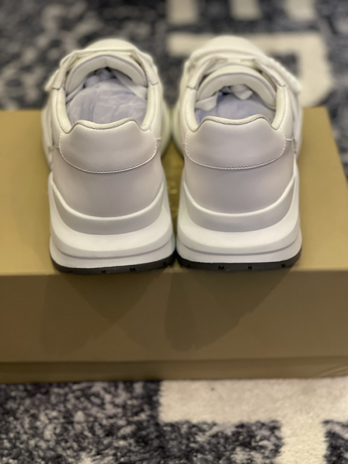 bby sneaker by0063