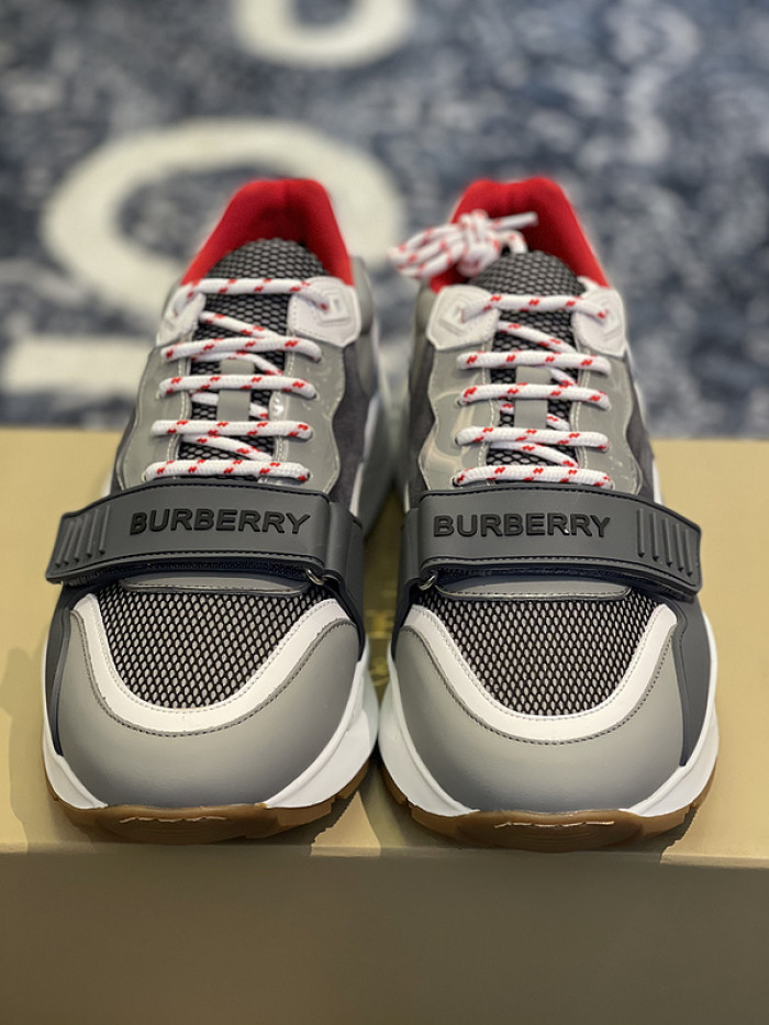 bby sneaker by0069