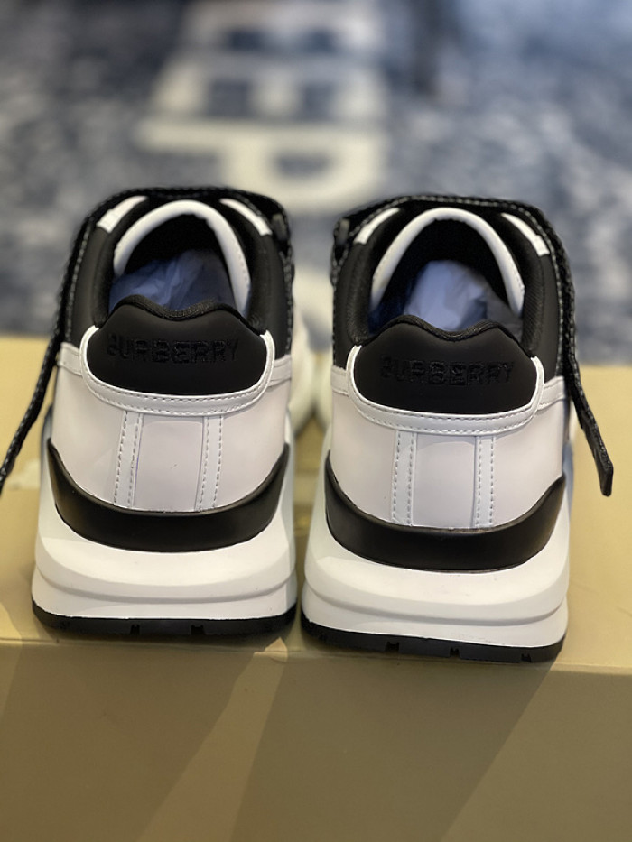 bby sneaker by0070
