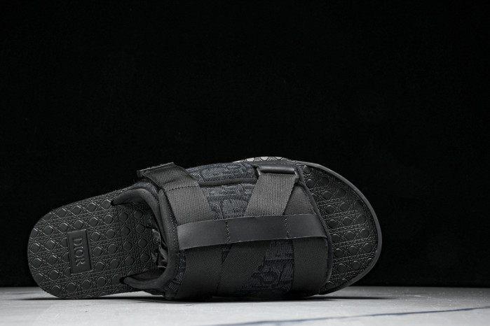 D10r SLIPPERS DS258-074
