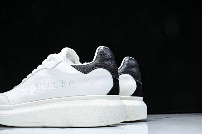 A1EXANDER M*QUEEN SNEAKERS WHGP7-201