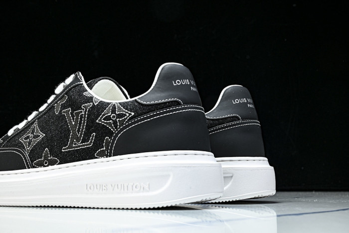 1V SHOES 1VS05