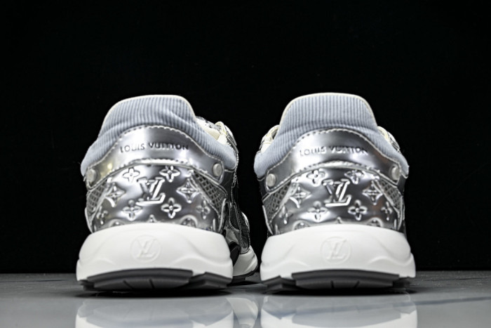 1V SHOES 1VS33