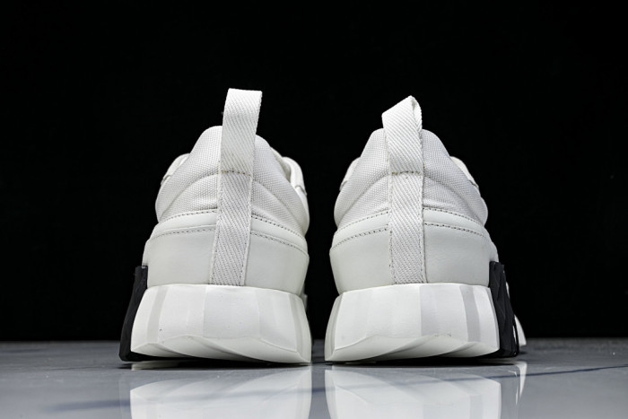 HER*MES SNEAKER HM1028-181