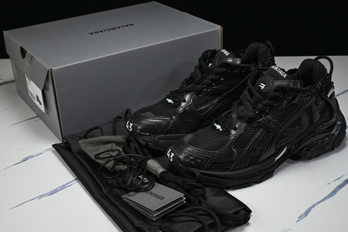 BLCG RUNNER SNEAKER LED 853225-WRNLD1000