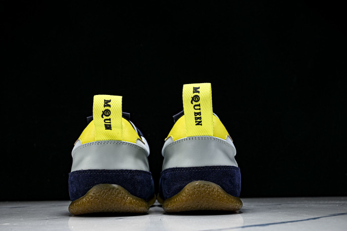 A1EXANDER M*QUEEN SNEAKERS WHGP7-207