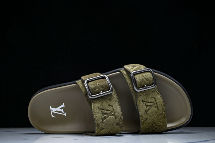 1*V SLIPPERS 11V0107-121