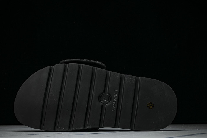 1*V SLIPPERS 11V0107-125