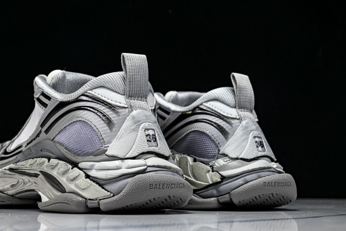 BLCG SNEAKER TRIPLE.S SNEAKERS WTR2G-1800