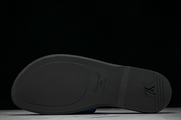 1*V SLIPPERS 11V0107-144
