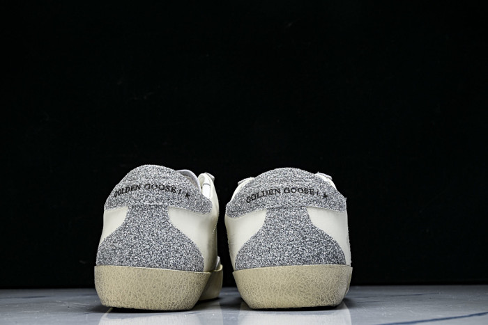 G01den G003e SNEAKERS GGS00039
