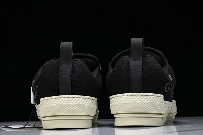 D10R B23 Sneakers DR1256-5621