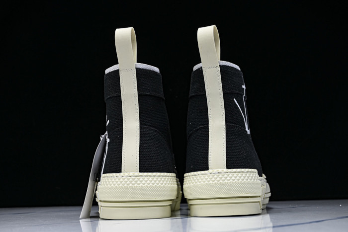 D10R B23 Sneakers DR1256-5617