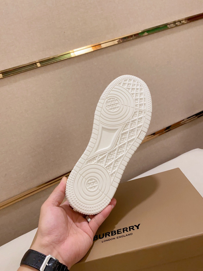 bby sneaker by0040