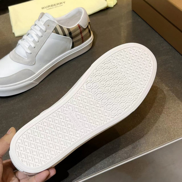 bby sneaker by0037