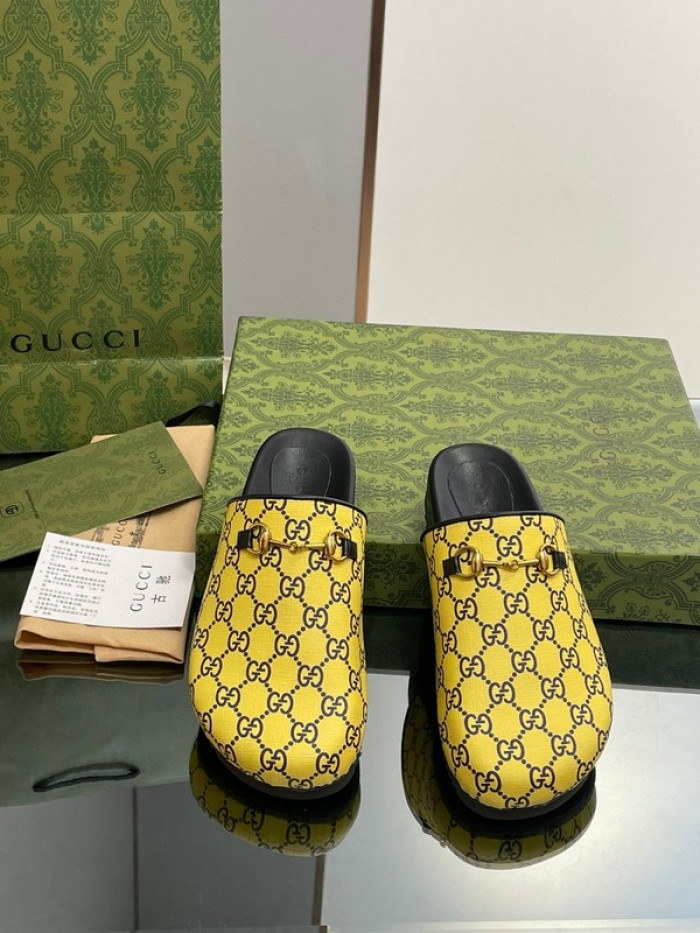 guc* slippers dr258-066